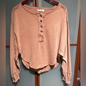 We the Free Distressed Pullover Terry Cloth Longsleeve Crop Sweatshirt Top Sz L